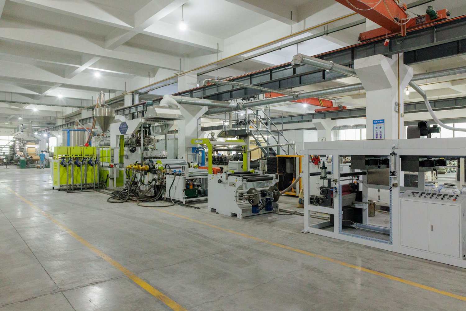 Edge banding slitting and rewinding process - stable width and thickness control